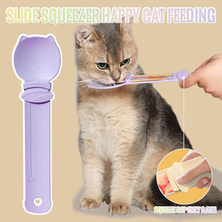 Sakerplus® Cat Treat Squeeze Feeding Spoon