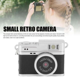 Sakerplus® Retro Keychain Mini Digital Camera