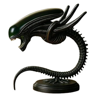Alien LED Desk Lamp｜Xenomorph-Inspired Desk Light｜Sci-Fi Collectible Lighting｜Biomechanical Design｜Atmospheric LED Glow｜Unique Black Finish｜Functional and Decorative｜Kids and Adults Gift｜Small Alien Lamp｜Collectible Sci-Fi Décor｜Sturdy Weighted Base｜Perfect for Rooms and Offices